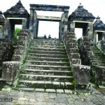 RATU-BOKO-Lost-mix-archeological-Buddhist-Hindus-site-12